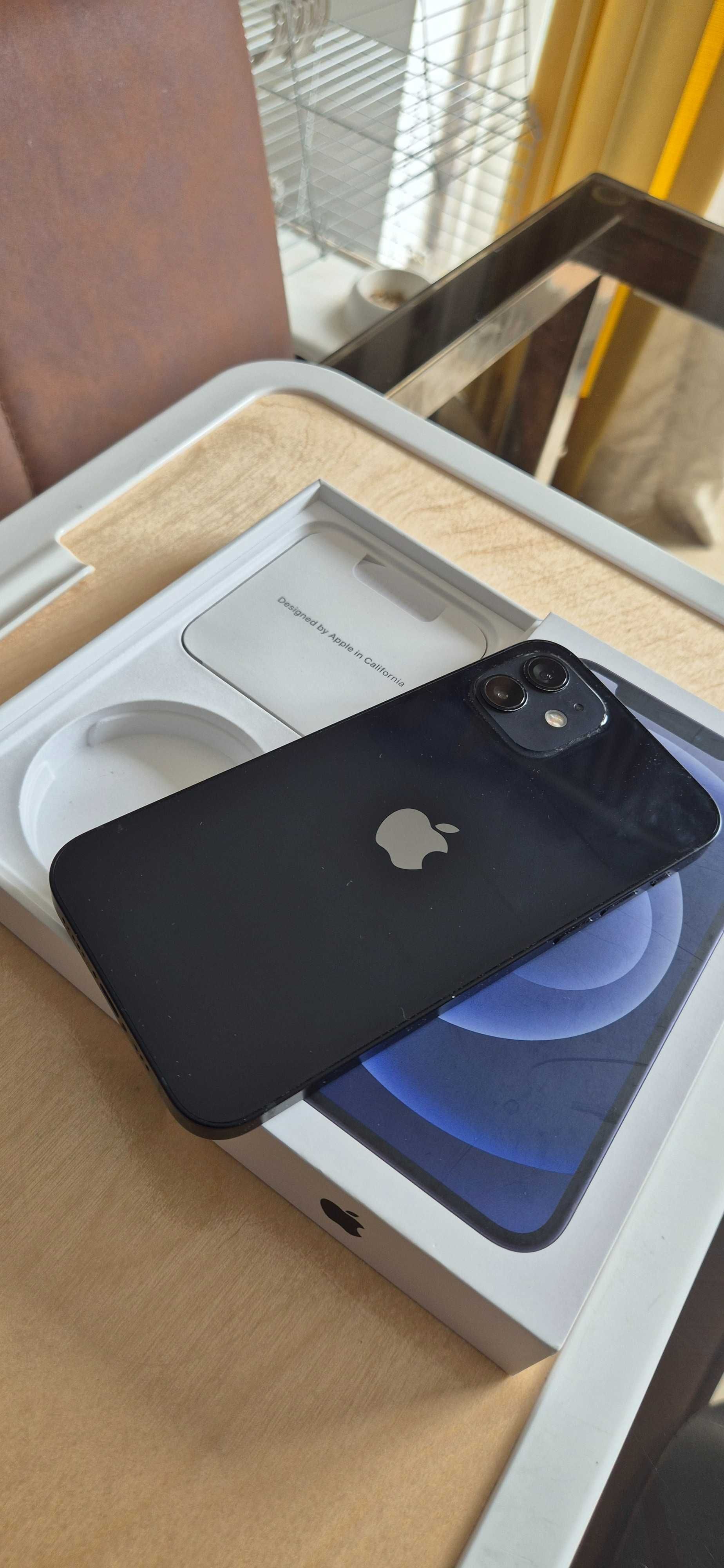 Iphone 12! Optimo estado!