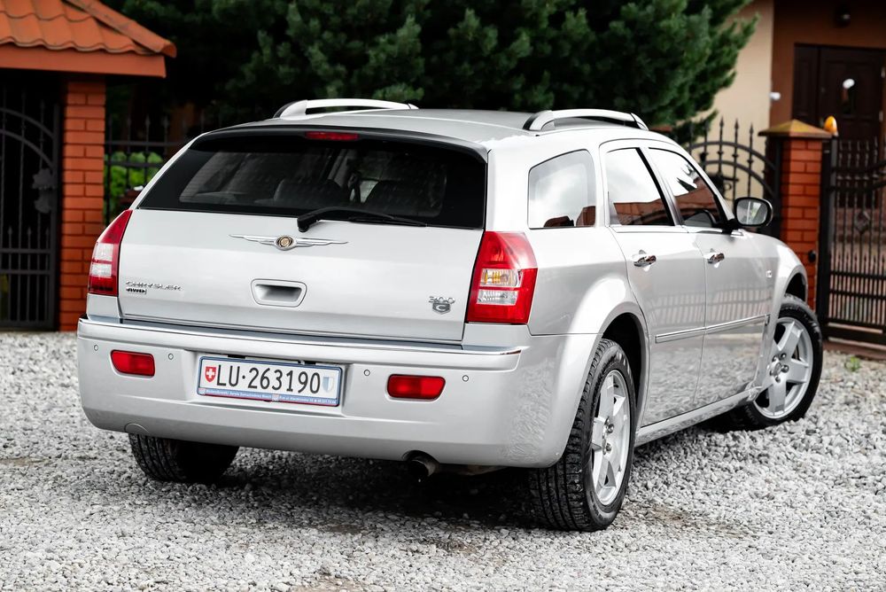 Chrysler 300C 3,5 AWD Xenon Boston Nawigacja Tempomat Podgrzewane Fotele