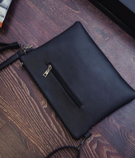 Mala clutch - Marvel Super Heroes - Novo.