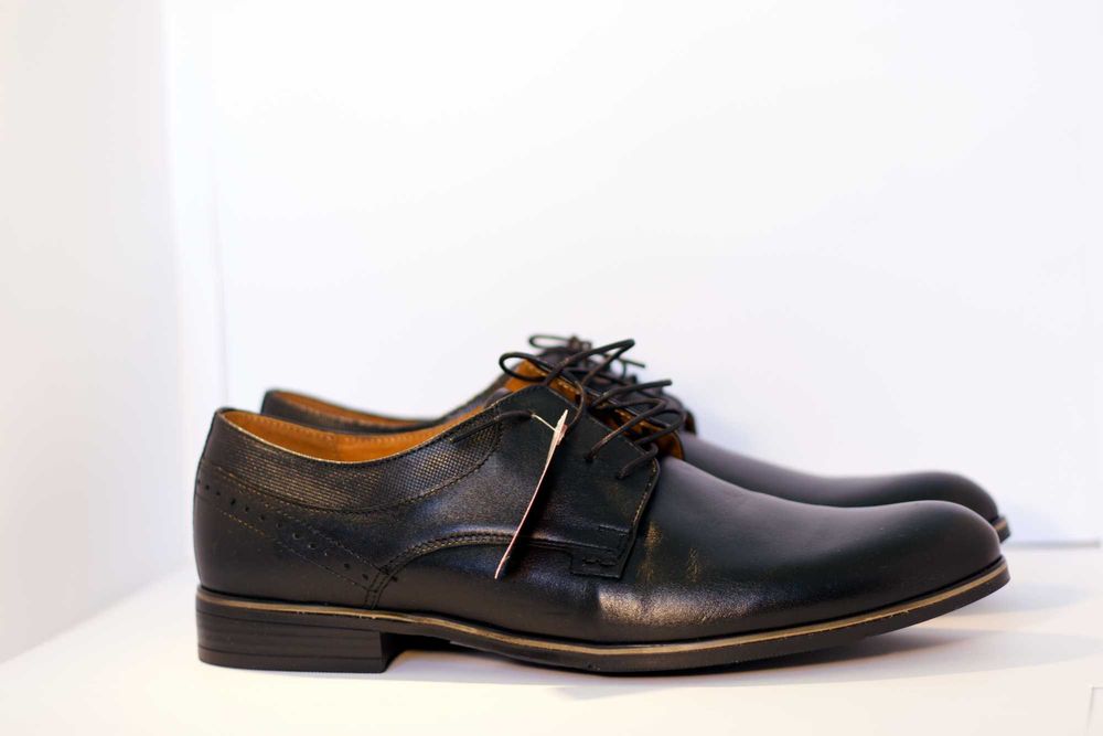 BUTY MĘSKIE 39 ROZMIAR CZARNE Wizytowe Skóra Hit Polski Producent