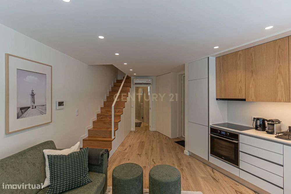 Moradia T2 Reabilitada com Estilo Moderno – Oportunidade Única no Cora