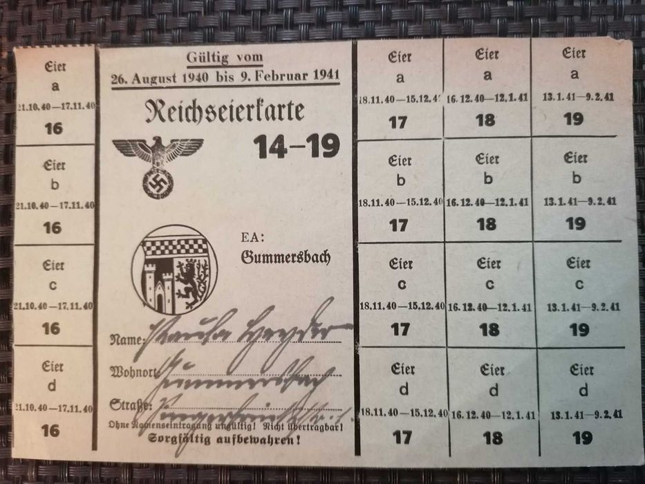 2 cartas e 9 cartões alimentares do 3.º Reich. Ótimos. 1940 a 1944