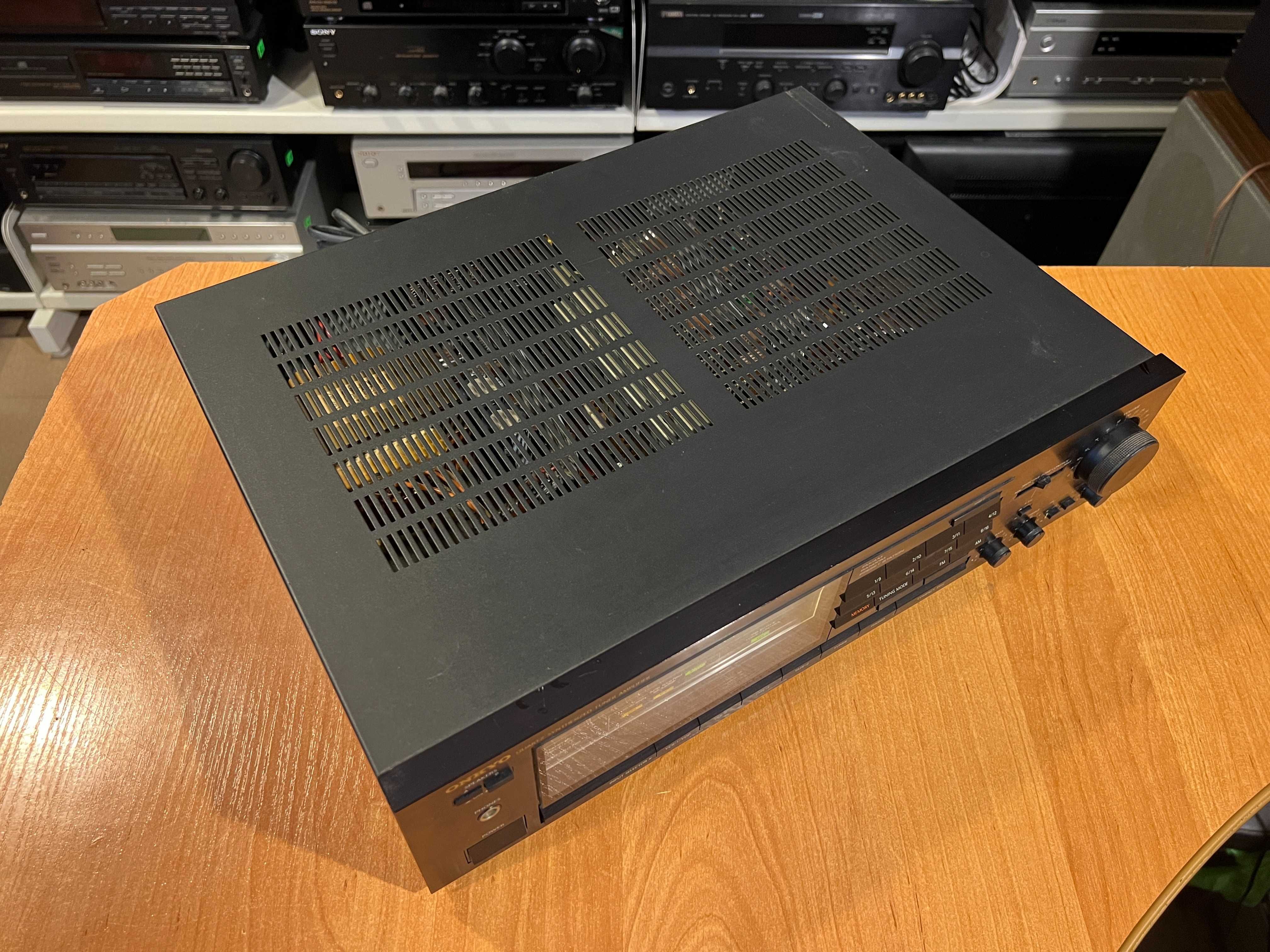 Amplituner Onkyo TX-7430 Audio Room