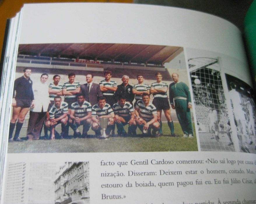 Livro "História do Futebol em Portugal" CTT s/ Selos