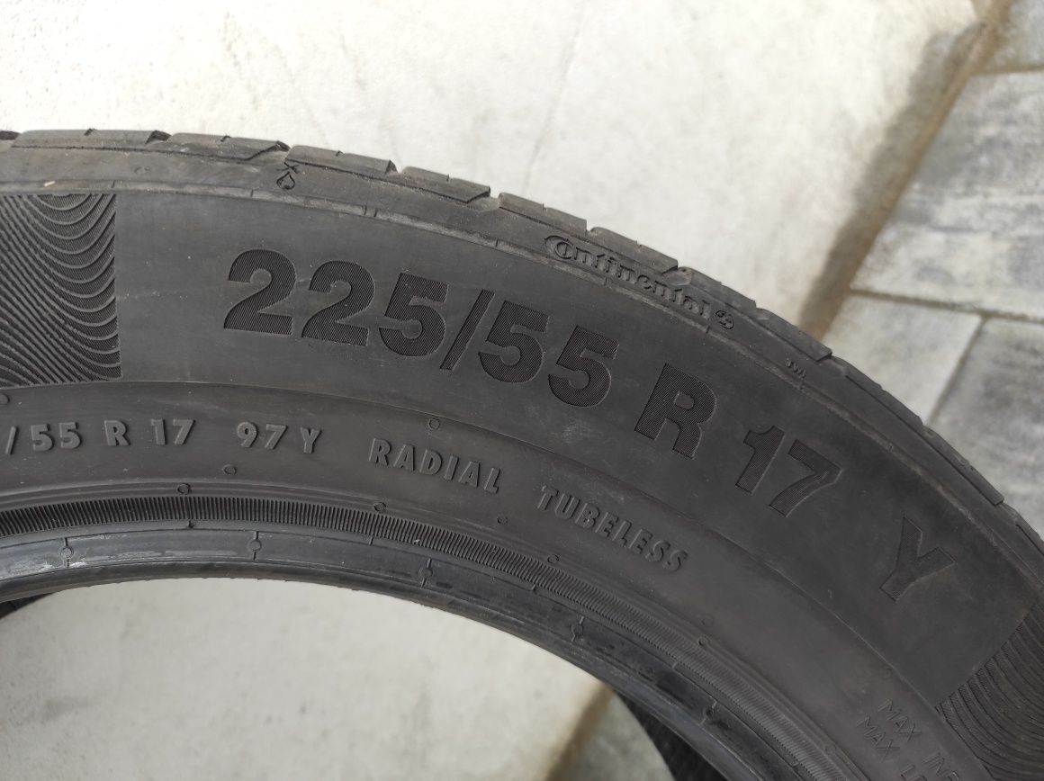 Opony 2 szt letnie Continental 225/55 R17 97Y