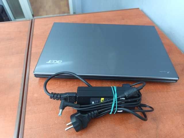 Acer TravelMate 15,6" led i5 ssd win 11 NVIDIA