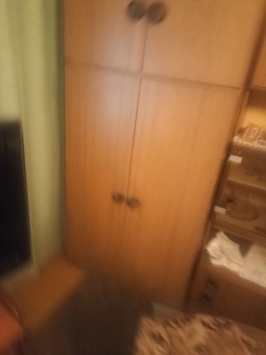 Solidna szafa duża