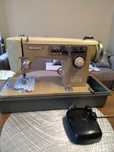 Maszyna do szycia IDEAL NACHMASCHINE Model 645 Quelle