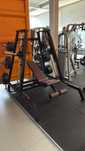 Máquina de musculação multichest press