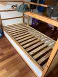Cama reversível Kura