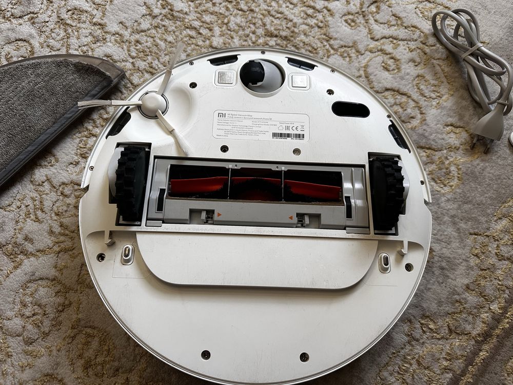 Миючий робот пилосос xiaomi robot vacuum mop c1