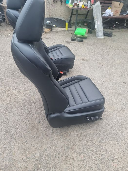 сидения Lexus NX с вентиляцией, спорт