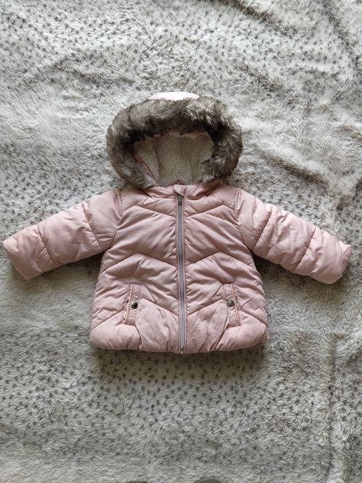 Różowa kurtka zimowa