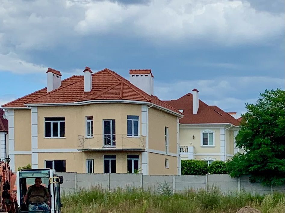 Продаж котеджу 250 м² у котеджному містечку GRAND VILLAS