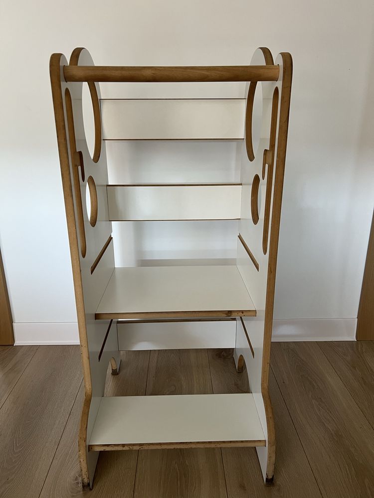 Kitchen Helper, stojak do kuchni dla dzieci