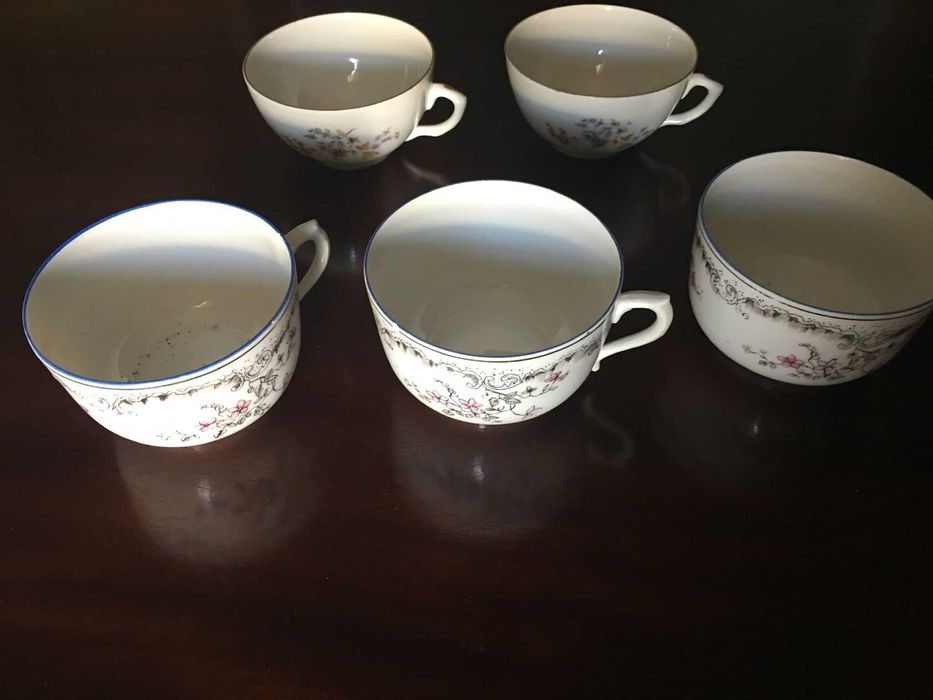 Conjunto de 5 chávenas muito antigas de viana.
