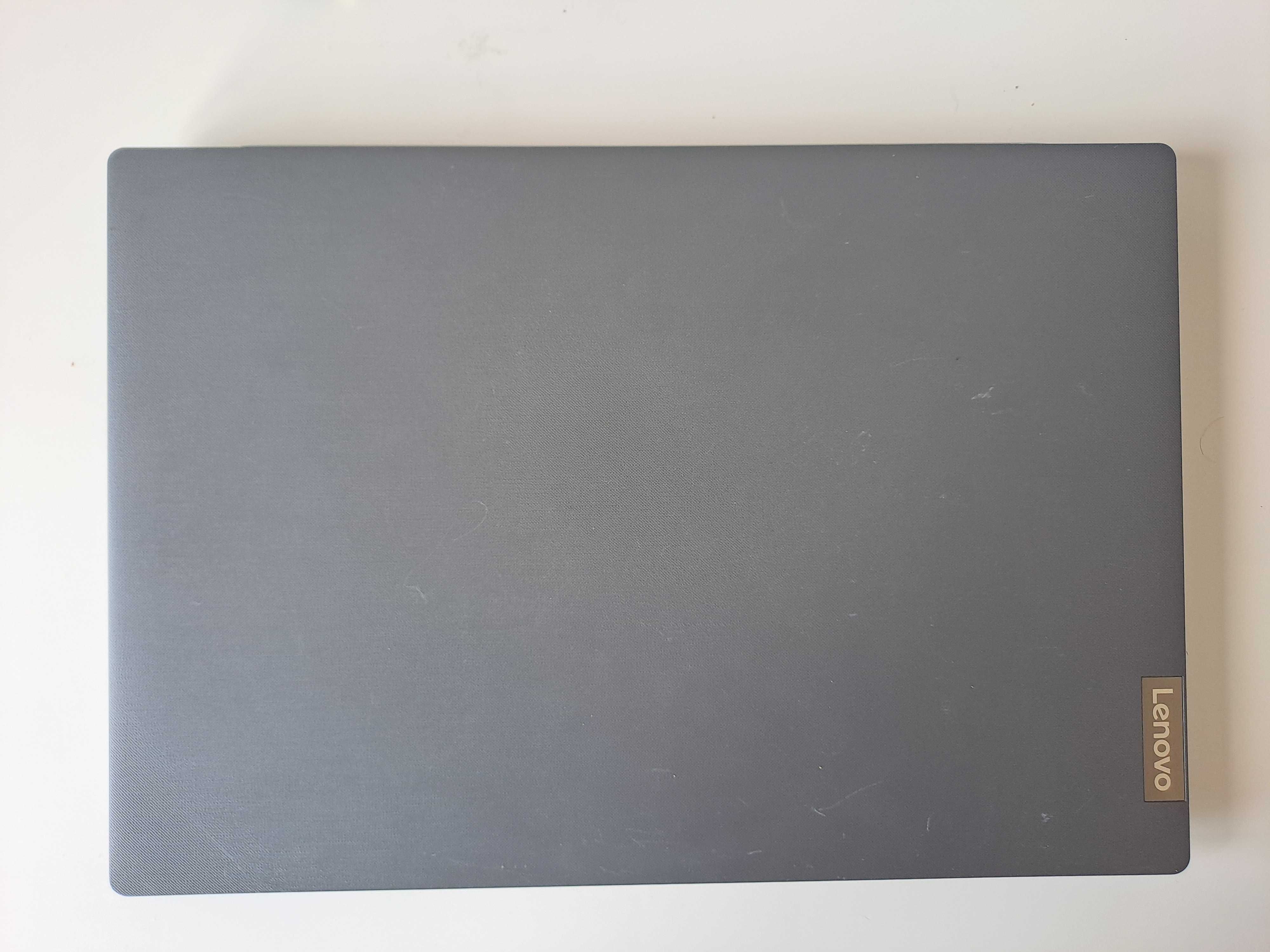 Portátil Lenovo V155-15API