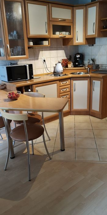 Bliziutko morza wynajmę apartament 2 pokojowy z aneksem położony 150 m