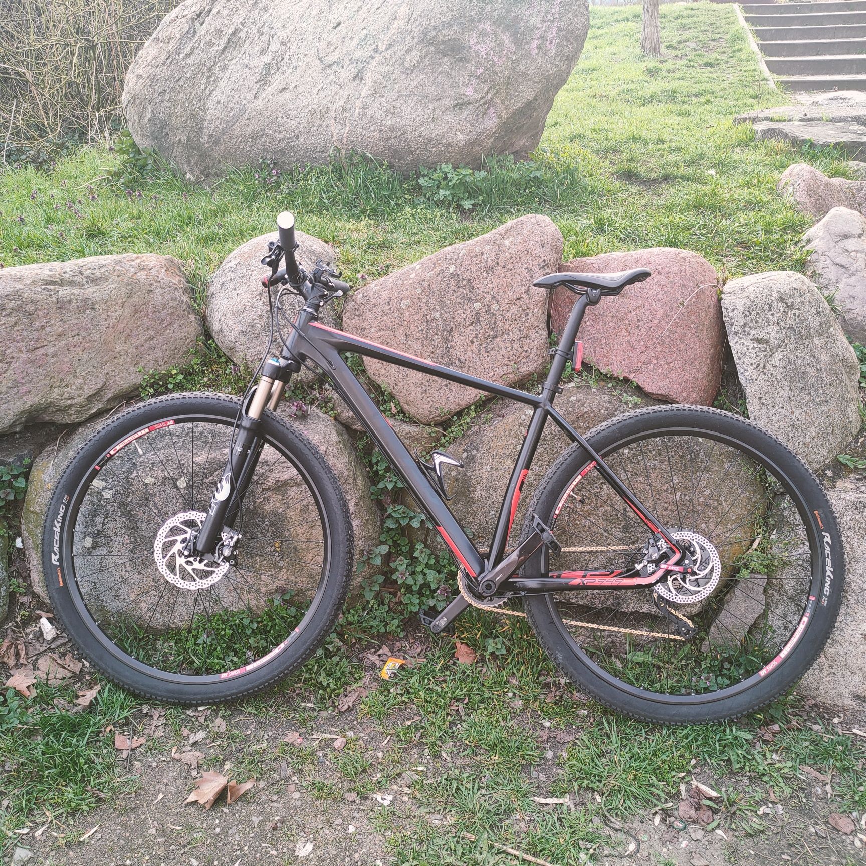 Superior XP 949. Rama L. 29er. Shimano XT, DT SWISS, FOX32.