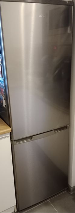 Lodówka Amica używana.