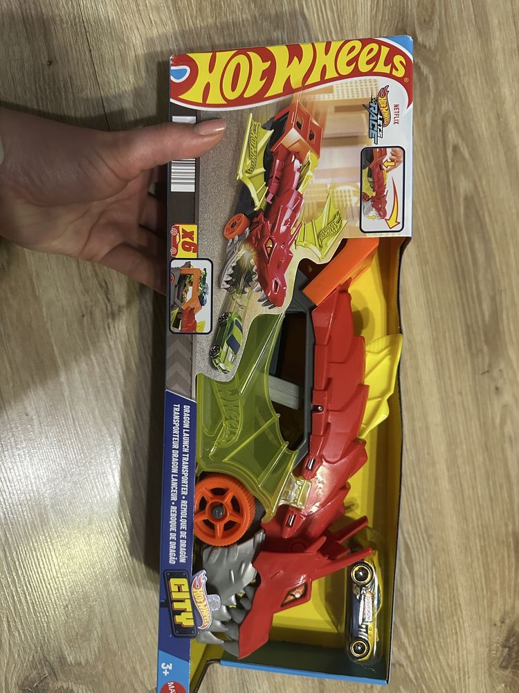 Ігровий набір hot wheels паща дракона