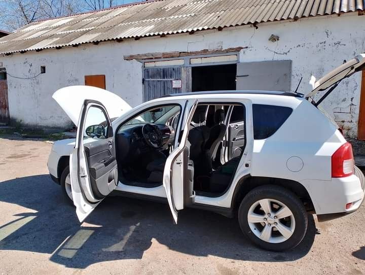 Jeep compass 2011