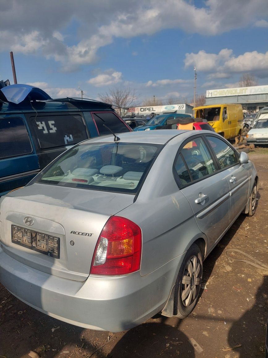 Разборка шрот запчастини hyundai accent 06-10 mc хендай акцент мц