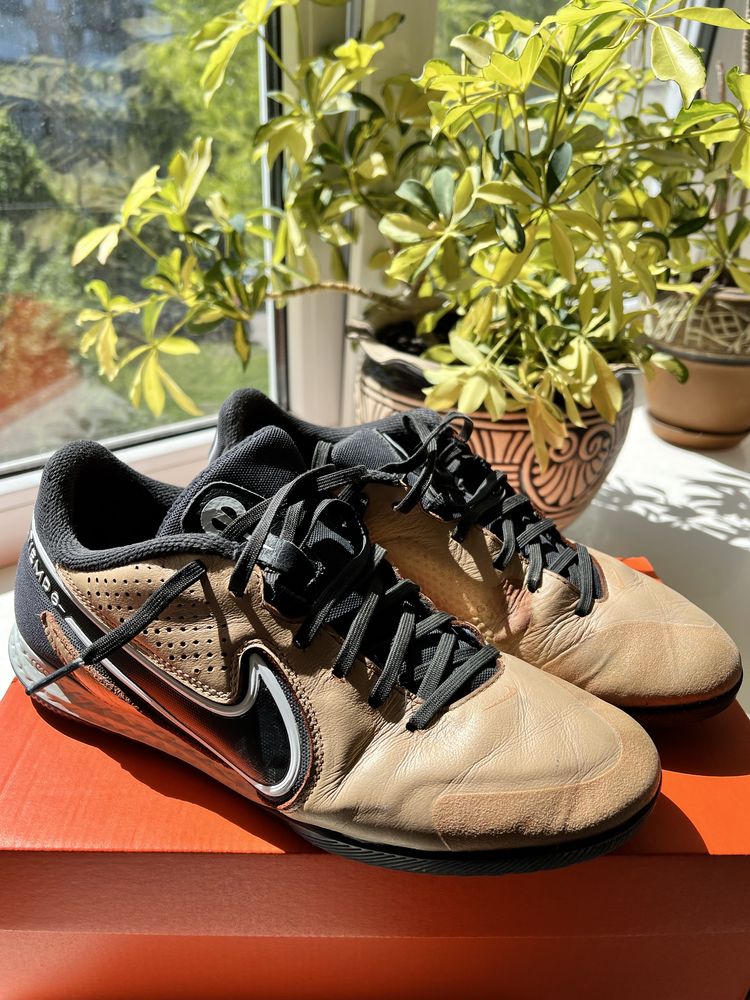 Футзалки Nike React Tiempo Legend 9 Pro IC