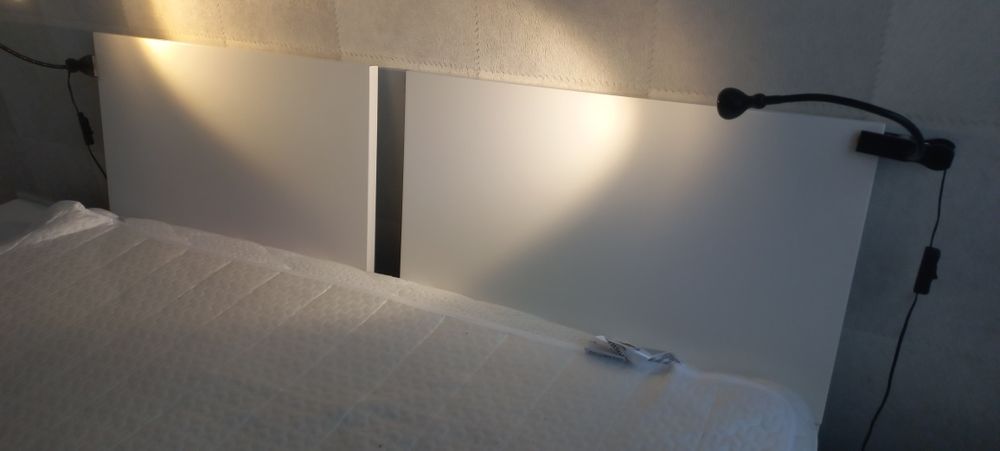 Łóżko lite drewno 140×200 z nakastlikami