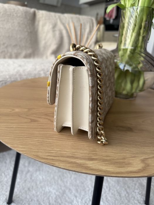 Продам оригінальну бежеву сумку Pinko