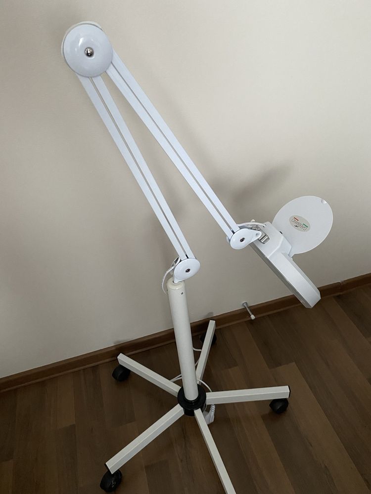 Lampa kosmetyczna lupa led Gabbiano S5 + statyw