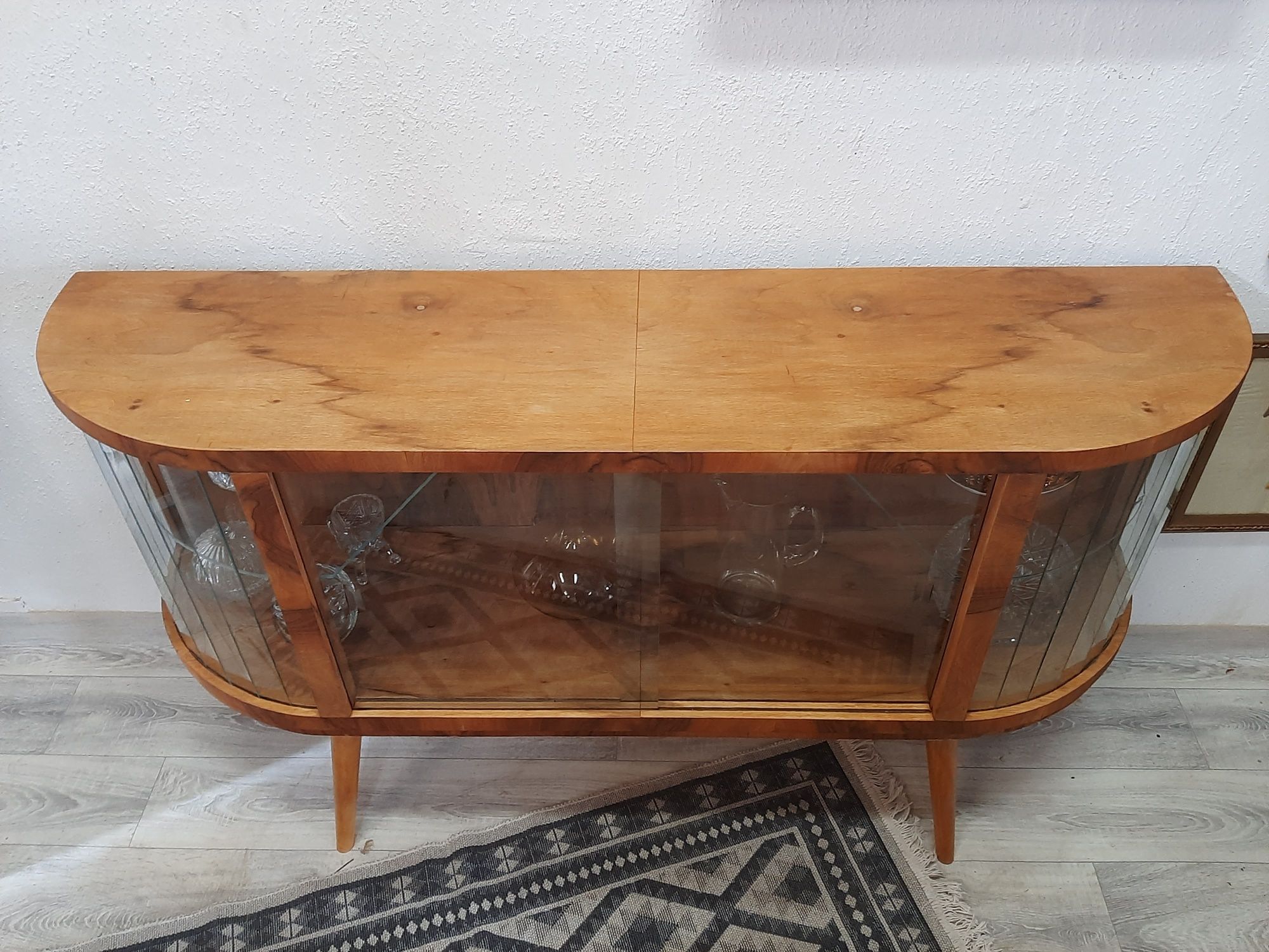 Komoda w stylu art deco po renowacji
