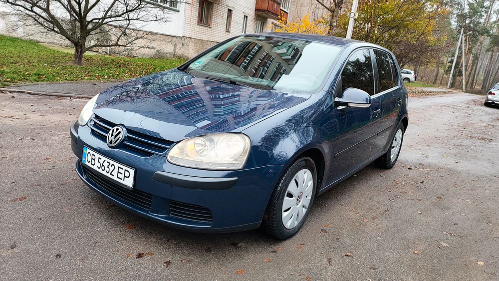 Volkswagen Golf 5 2005г.1.4 mpi.механіка