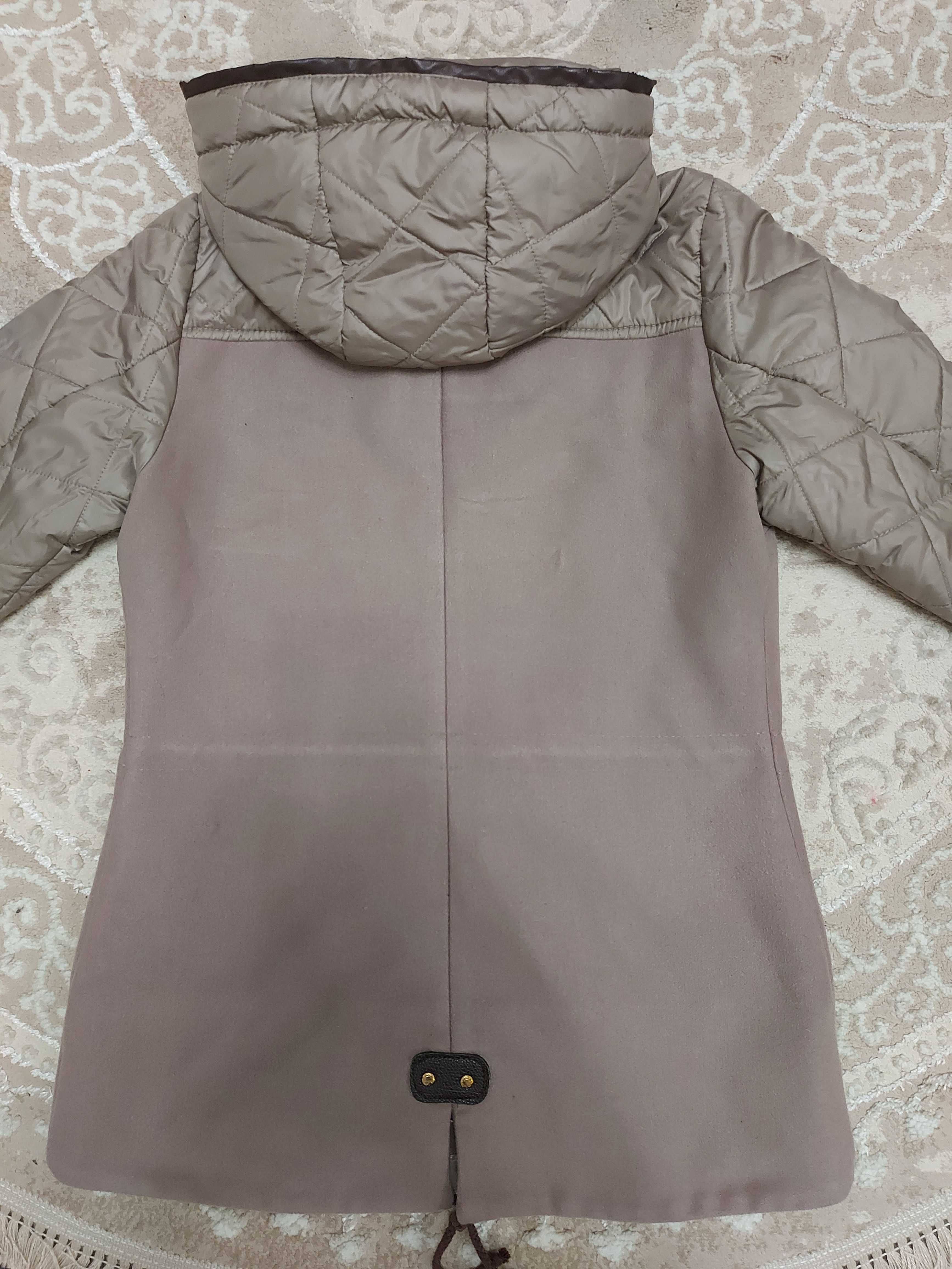 Куртка жіноча 46 (М)