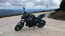 Kawasaki z900 ano 2023