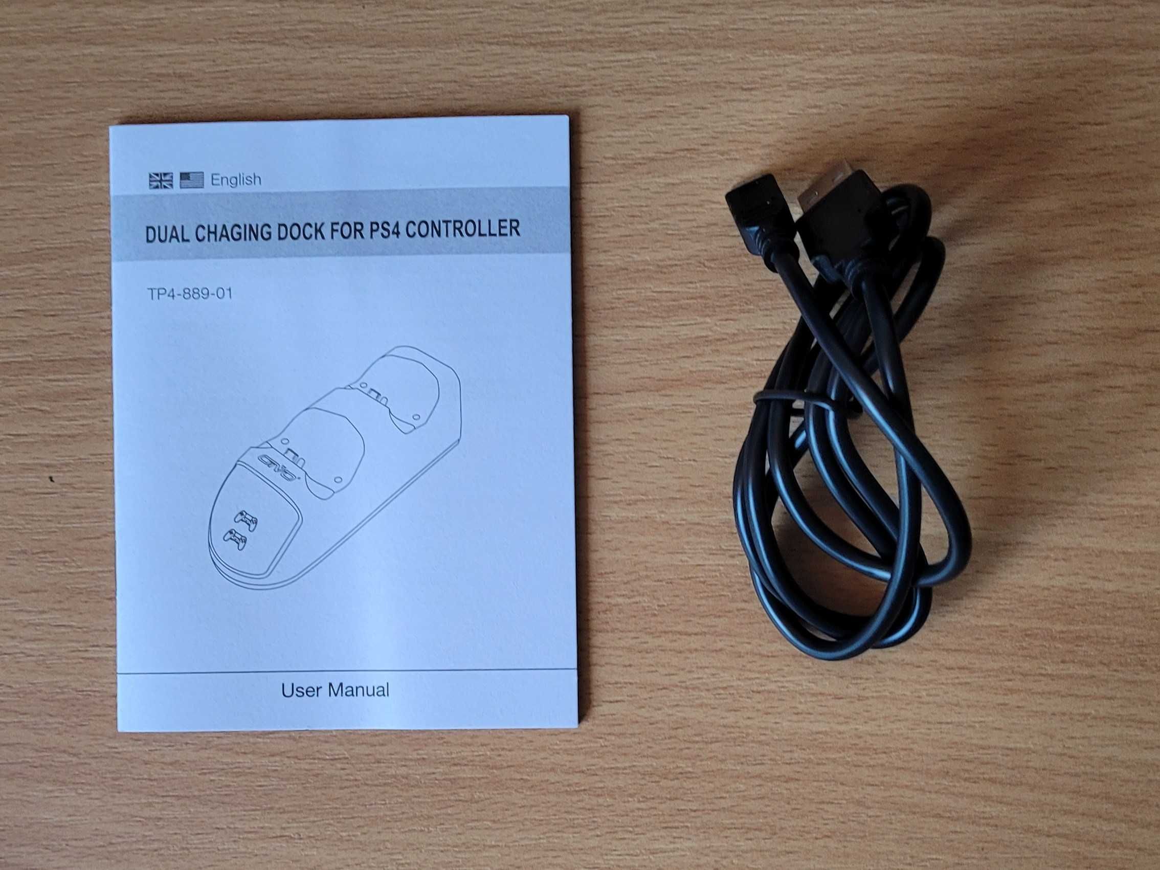 Podwójna stacja ładująca dla dwóch kontrolerów PS4/PS4 Slim /PS4 Pro