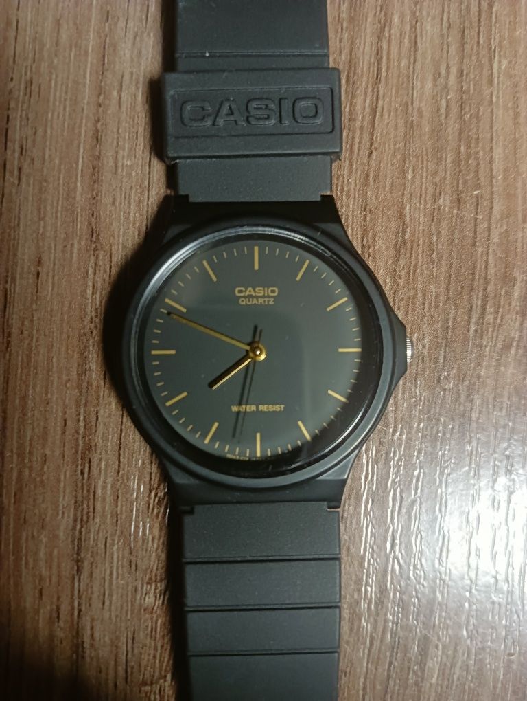 Наручные часы Casio