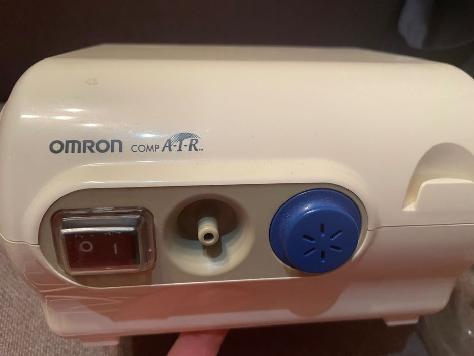 Інгалятор небулайзер компресорний  Omron CompAIR (NE-C28