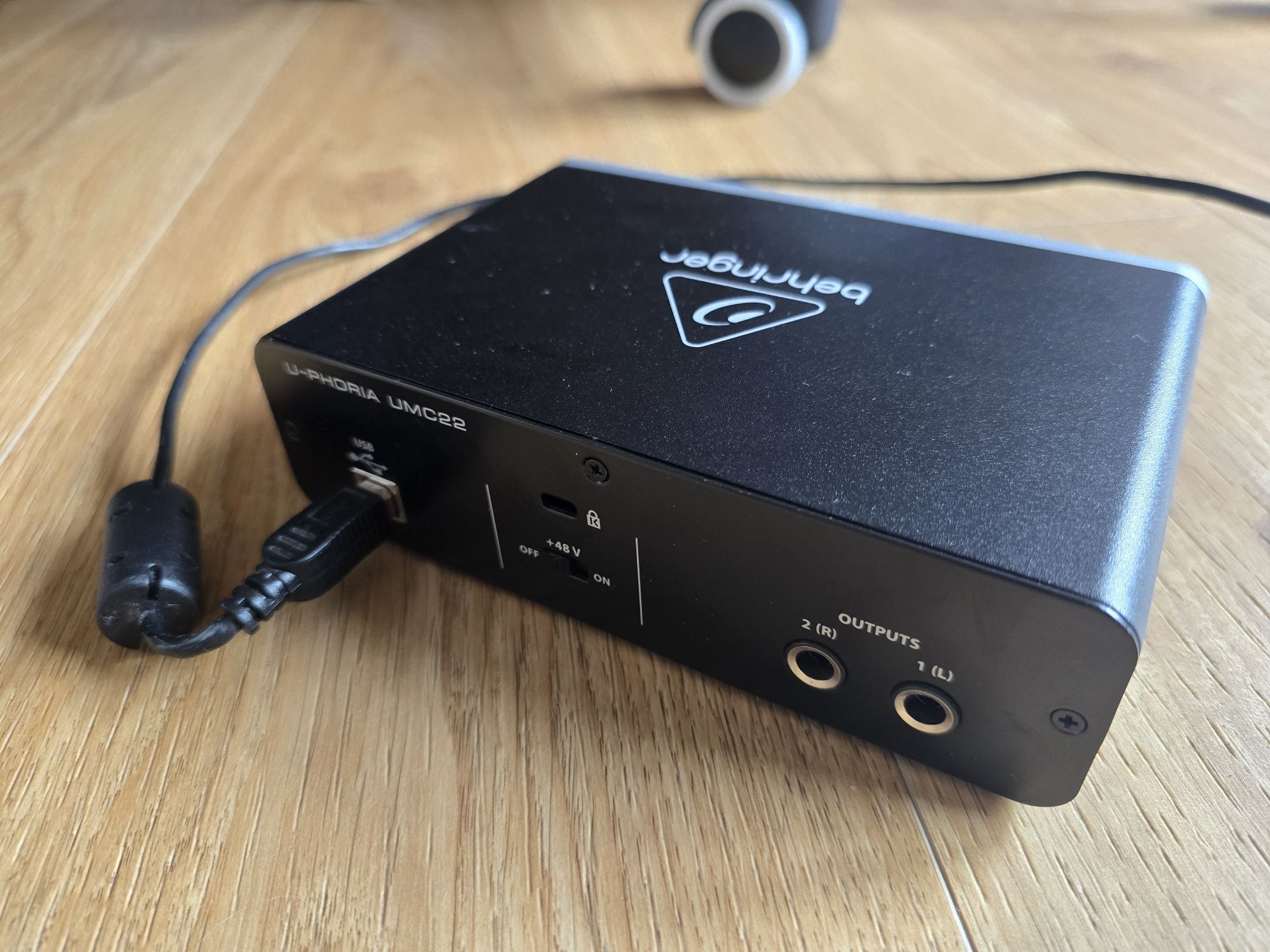 Behringer UMC22 Interfejs audio jak nowy