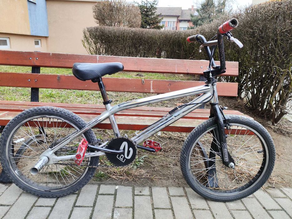 Rower typu BMX stan dobry nową dętka odbiór Sieradz