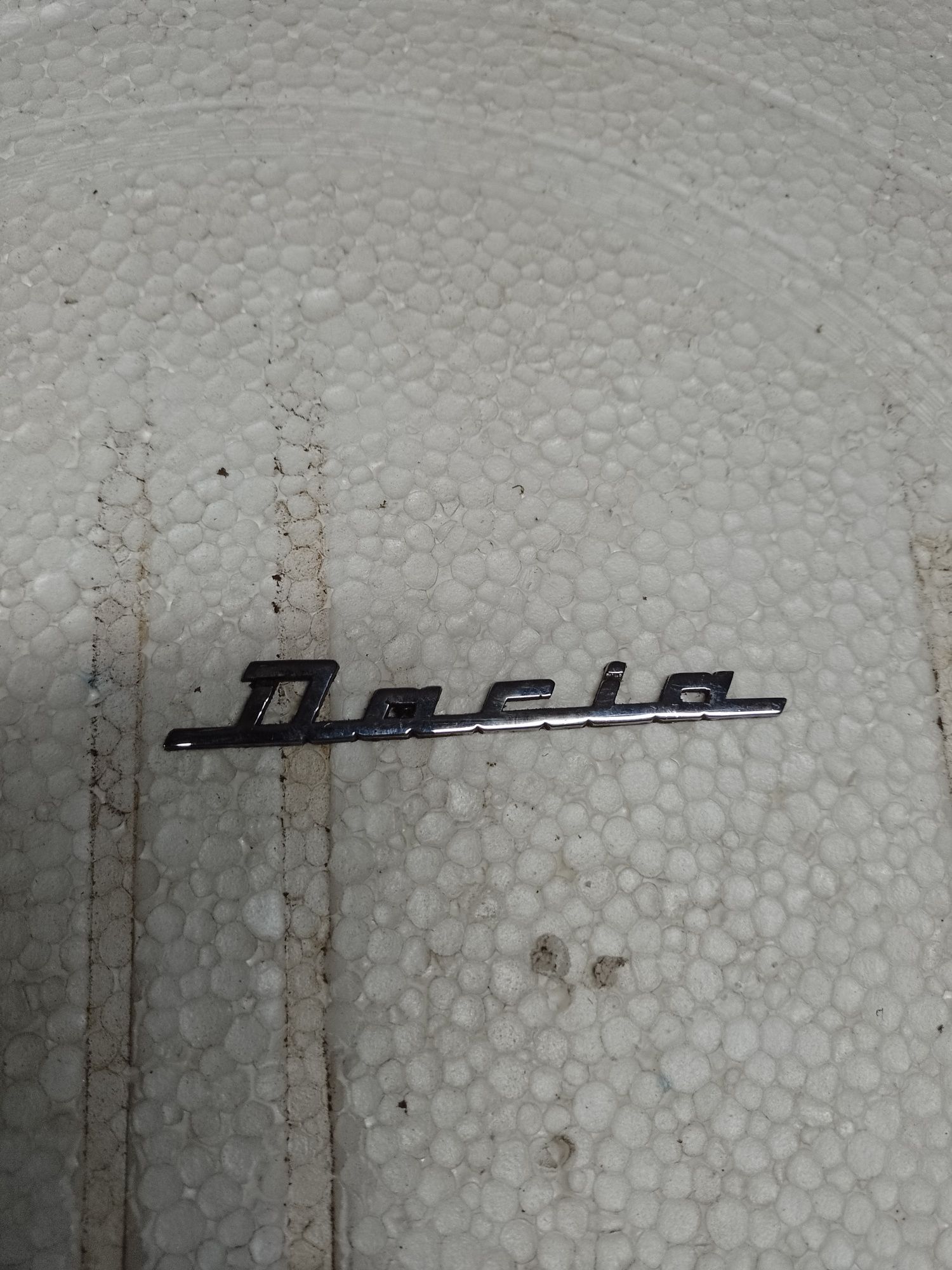 Dacia 1310 emblematy