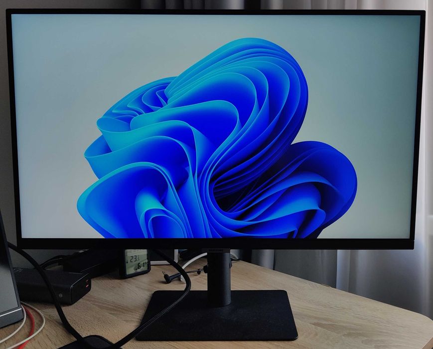 Монітор 27" Samsung S8 S27A800U (LS27A800UNIXCI)