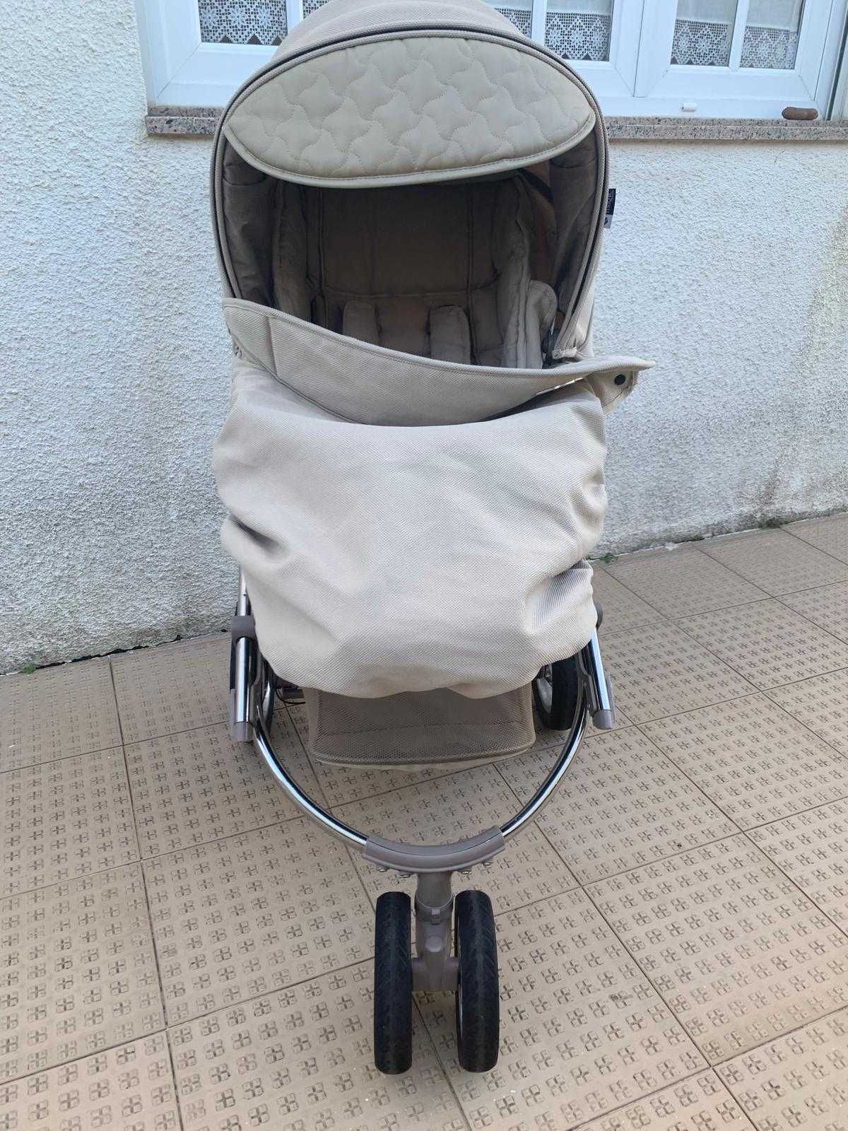 Carrinho BEBECAR + Ovo