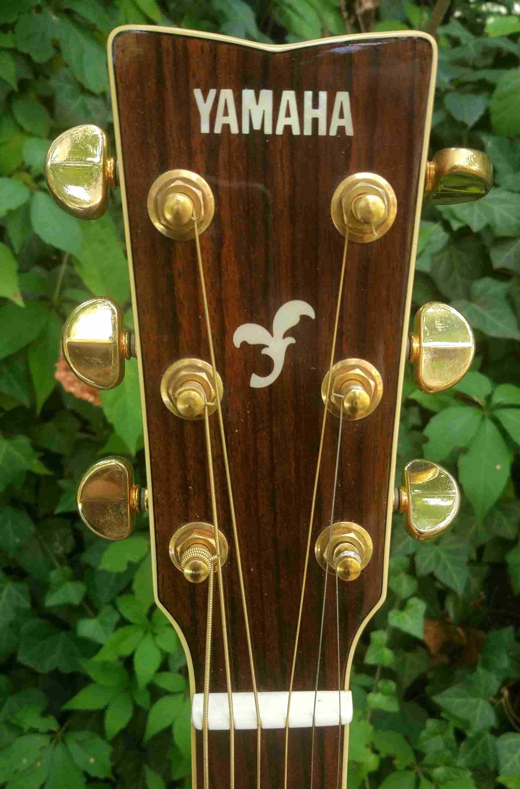 Gitara akustyczna Yamaha FG735S