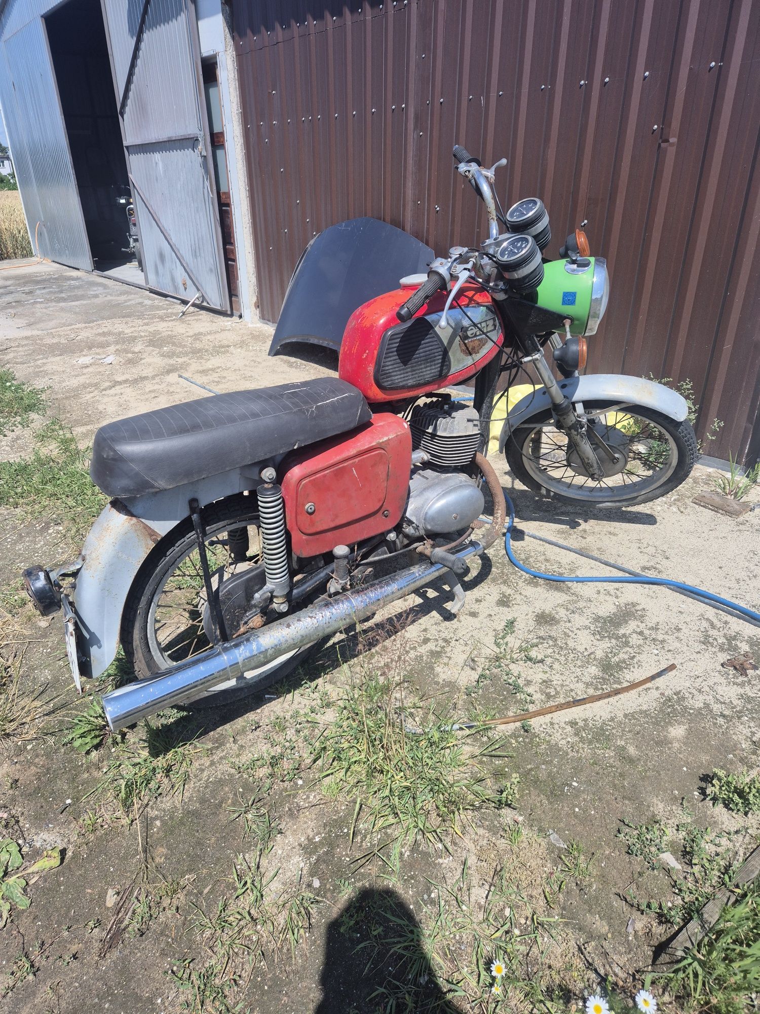 Mz ts150 z dokumentami