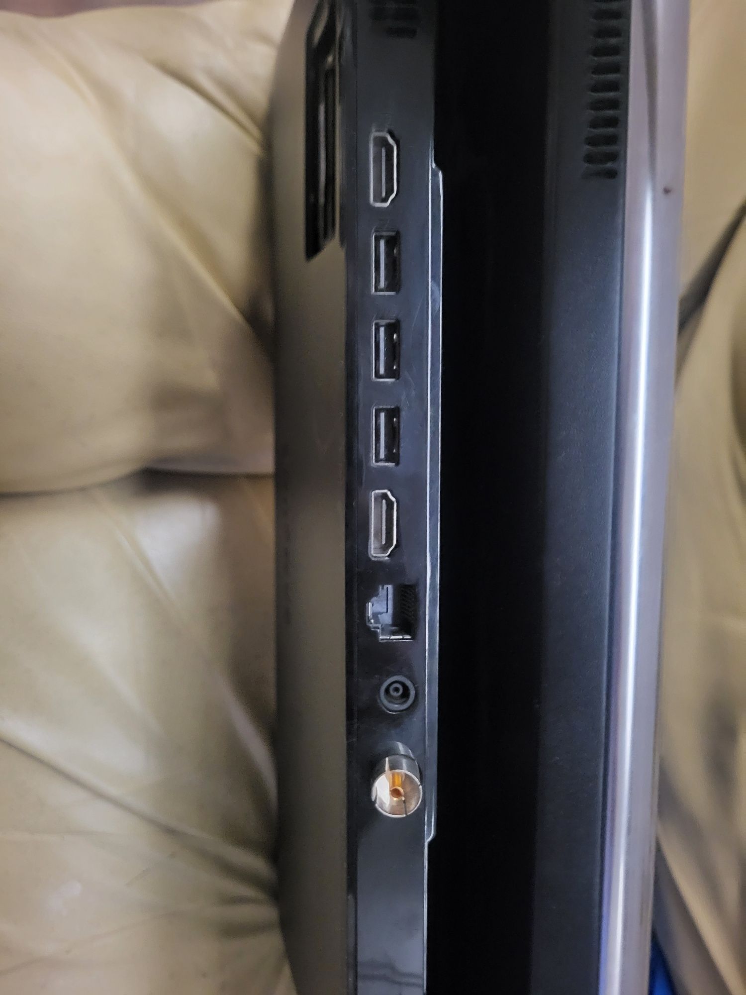 Sprzedam uszkodzony Komputer AIO Samsung DP700A3D-X01PL