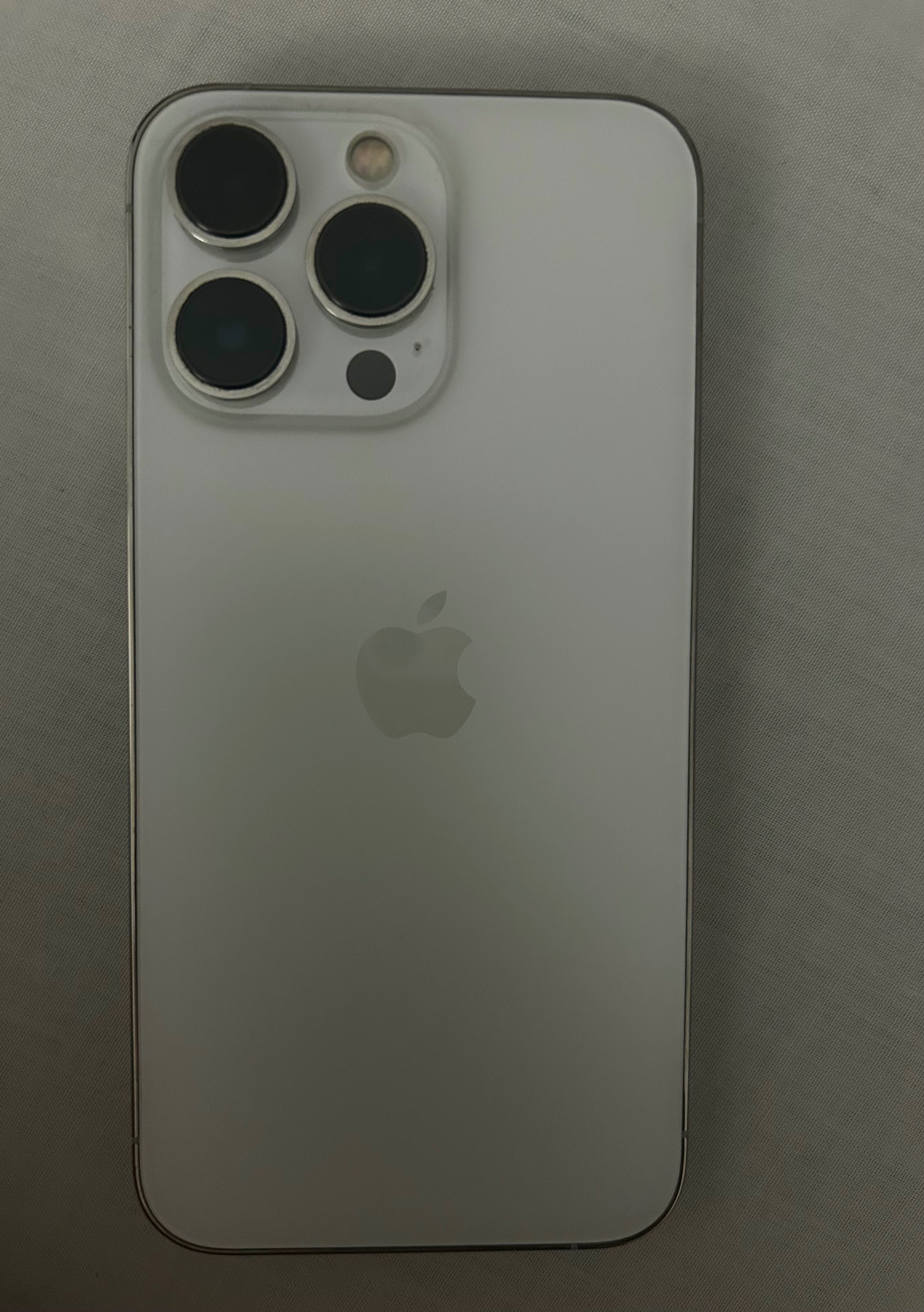 Iphone 13 Pro 256Gb com carregador