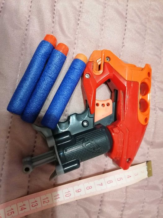 Nerf mały pistolet