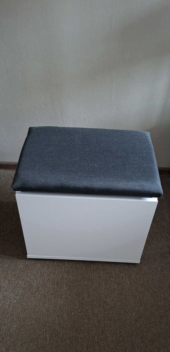 Przedpokój, garderoba, szafka na buty ,wieszak, panele, półka