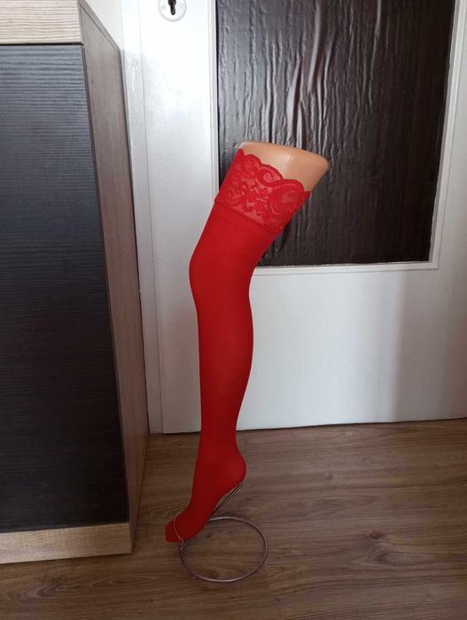 Nr 15 Pończochy kryjące do pasa.